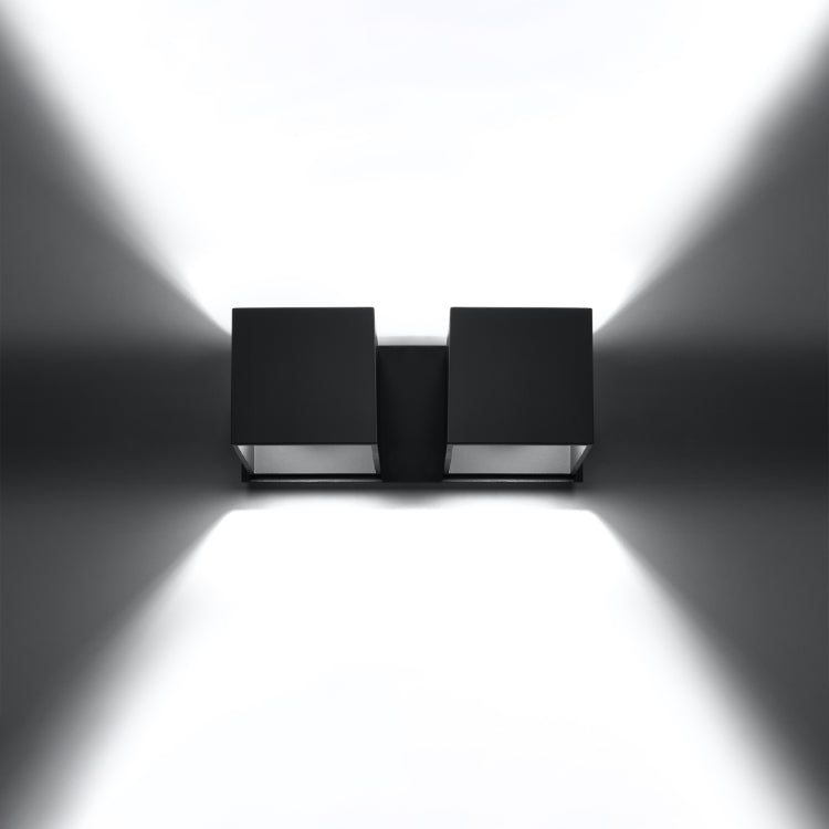 Quad | Wall lamp | Black